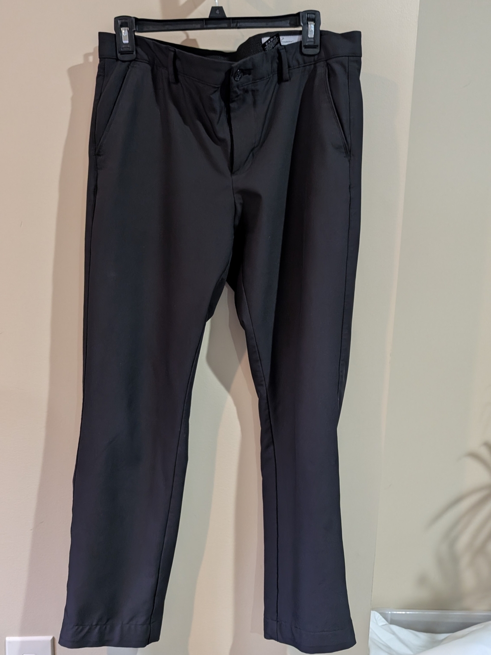 Greg Norman Collection Men's Black Golf Performance Pants - 32x30